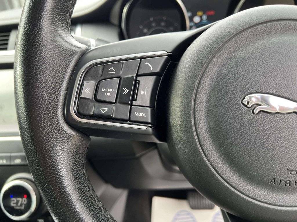 Used Jaguar E-Pace 2019 for sale - 76486947: Photo 32