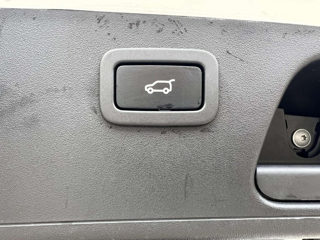 Used Jaguar E-Pace 2019 for sale - 76486947: Photo 9