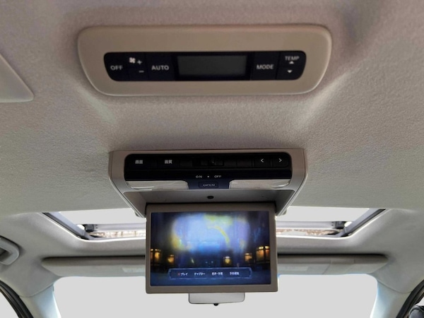 Used Nissan Elgrand 2010 for sale - 74844980: Photo 15