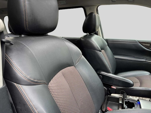 Used Nissan Elgrand 2010 for sale - 74844980: Photo 19