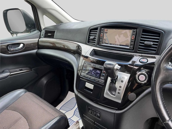 Used Nissan Elgrand 2010 for sale - 74844980: Photo 27