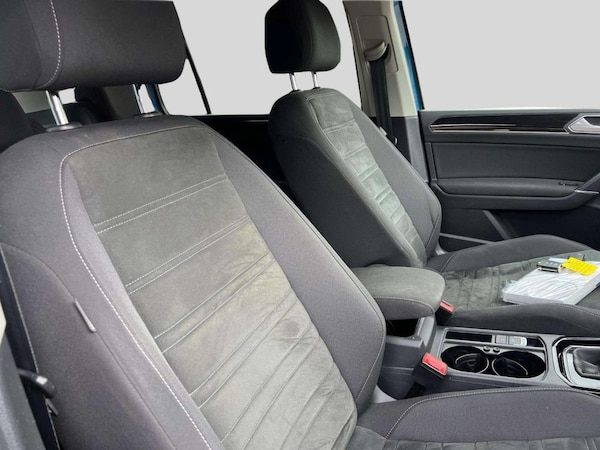 Used Volkswagen Touran 2016 for sale - 74947083: Photo 31
