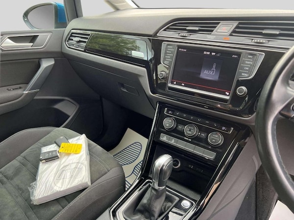 Used Volkswagen Touran 2016 for sale - 74947083: Photo 41