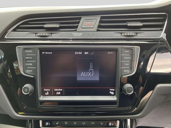 Used Volkswagen Touran 2016 for sale - 74947083: Photo 45