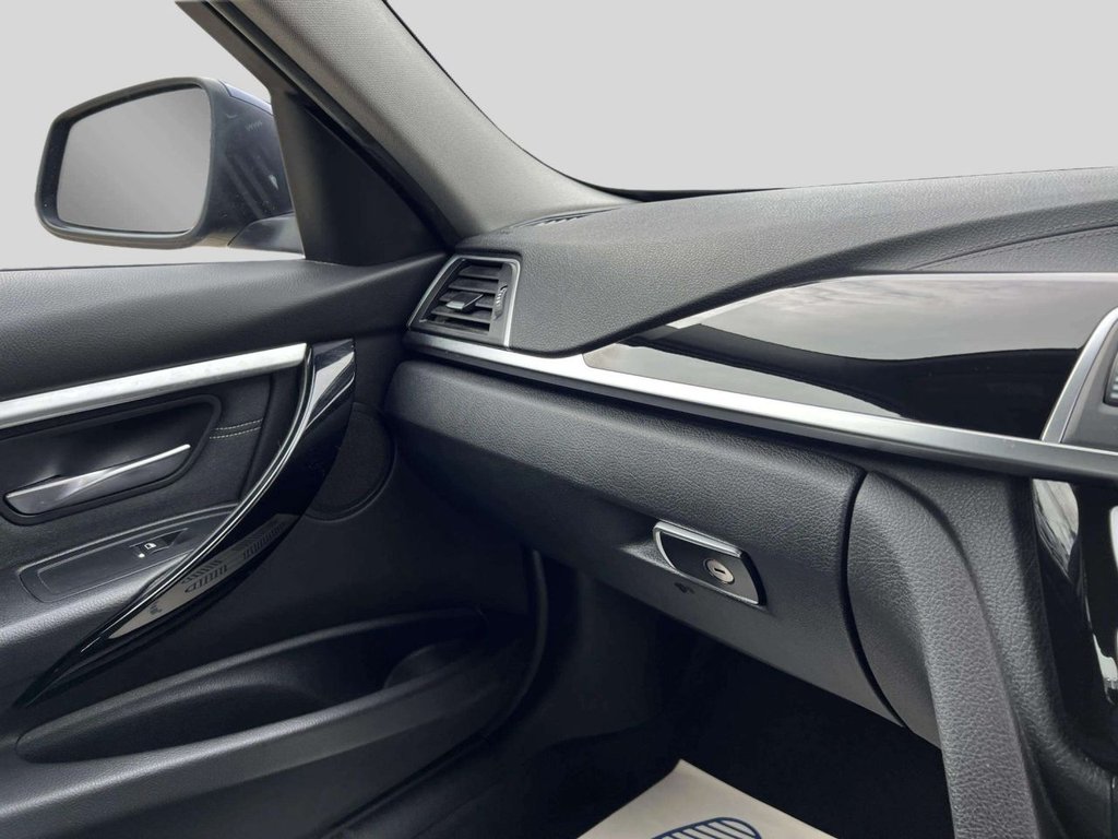 Used BMW 3 Series 2018 for sale - 77806651: Photo 43