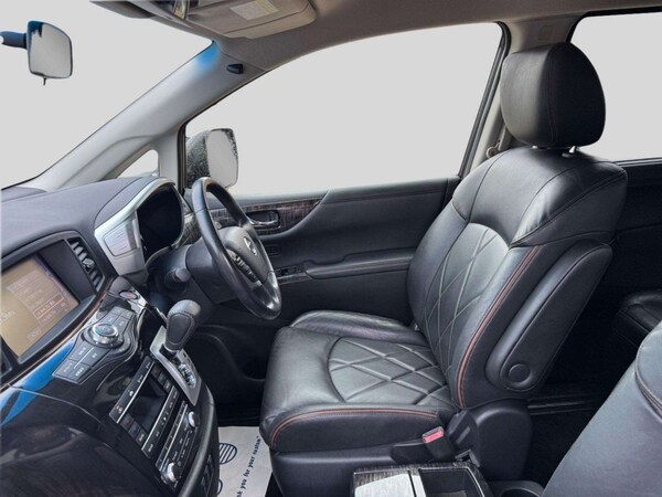Used Nissan Elgrand 2014 for sale - 75607235: Photo 17