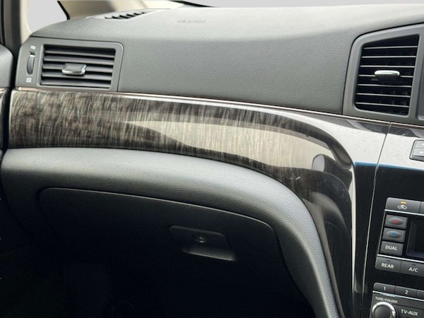 Used Nissan Elgrand 2014 for sale - 75607235: Photo 18