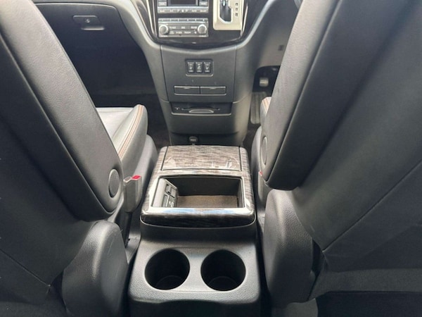 Used Nissan Elgrand 2014 for sale - 75607235: Photo 21
