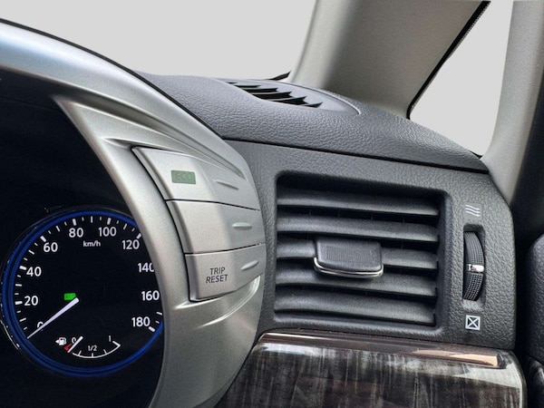 Used Nissan Elgrand 2014 for sale - 75607235: Photo 30