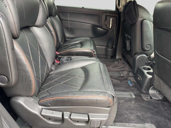 Used Nissan Elgrand 2014 for sale - 75607235: Photo 40