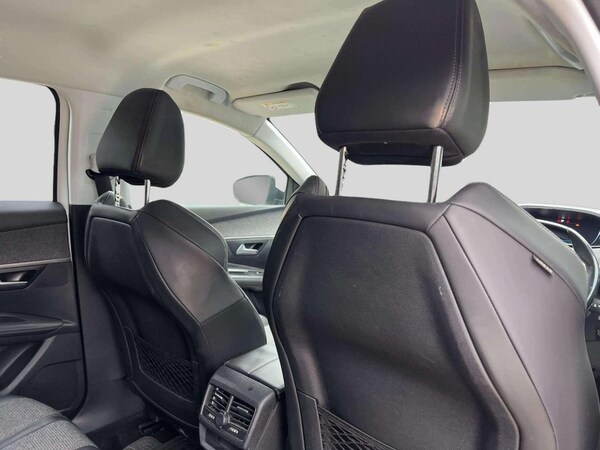 Used Peugeot 3008 2018 for sale - 74844313: Photo 25