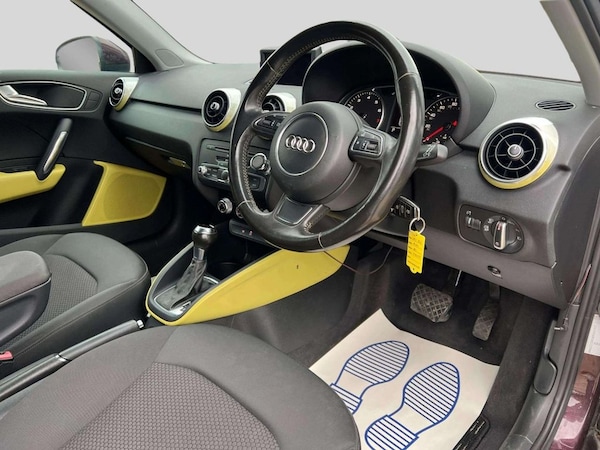 Used Audi A1 2011 for sale - 75254021: Photo 23