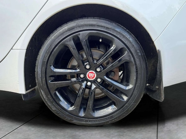 Used Jaguar XE 2017 for sale - 75610451: Photo 12