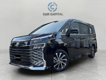 Used Toyota Voxy 2022 for sale - 78271865: Photo