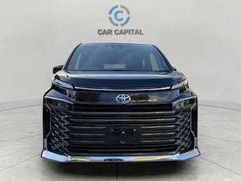 Used Toyota Voxy 2022 for sale - 78271865: Photo