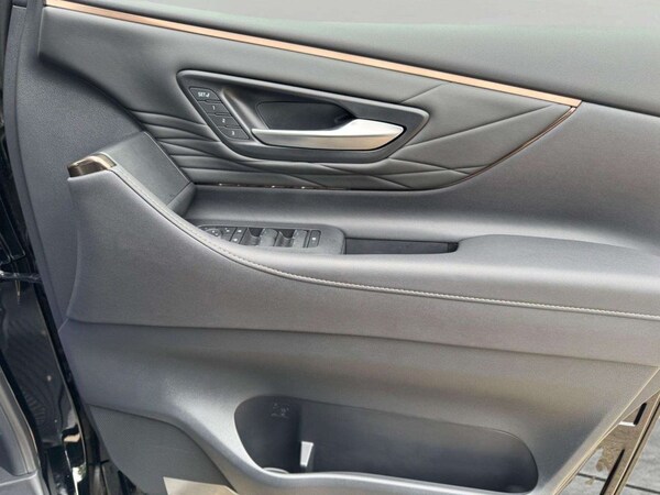 Used Toyota Alphard 2024 for sale - 75607243: Photo 19