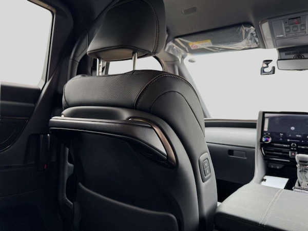 Used Toyota Alphard 2024 for sale - 75607243: Photo 42