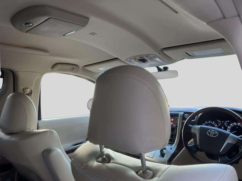 Used Toyota Alphard 2022 for sale - 77967463: Photo 24