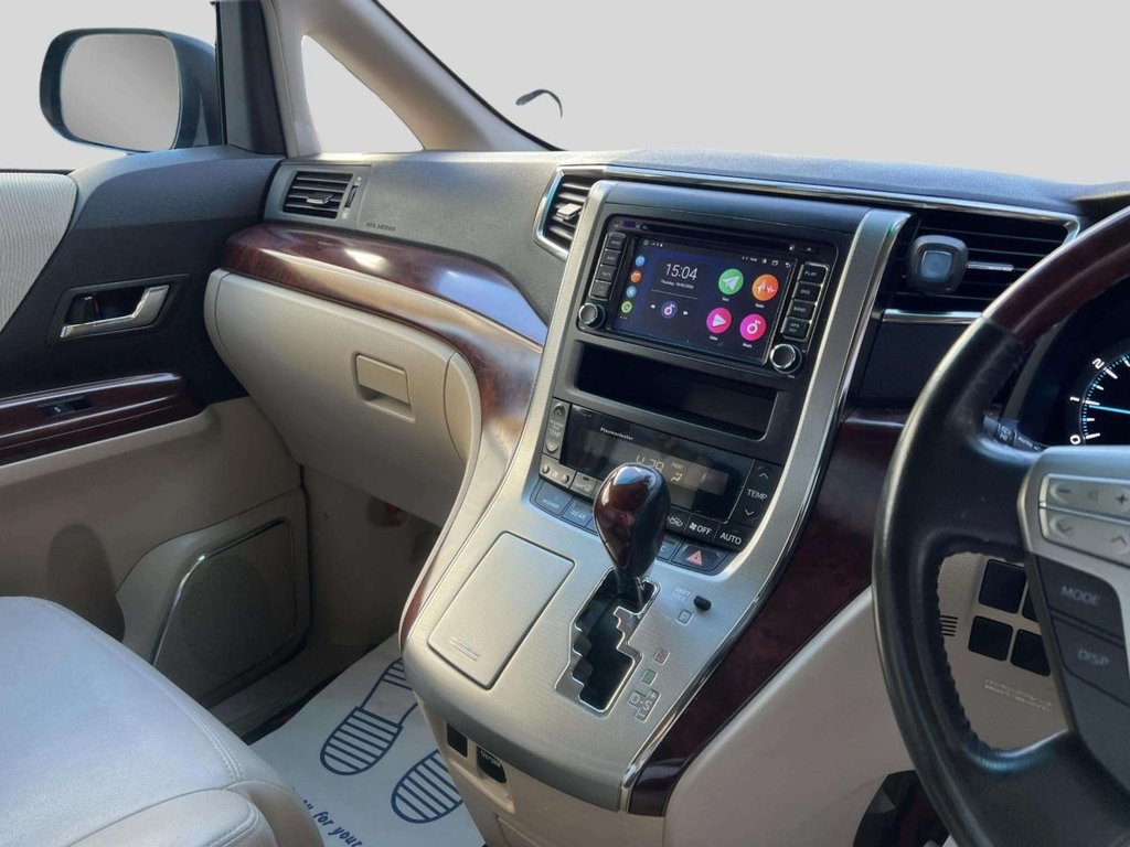 Used Toyota Alphard 2022 for sale - 77967463: Photo 40