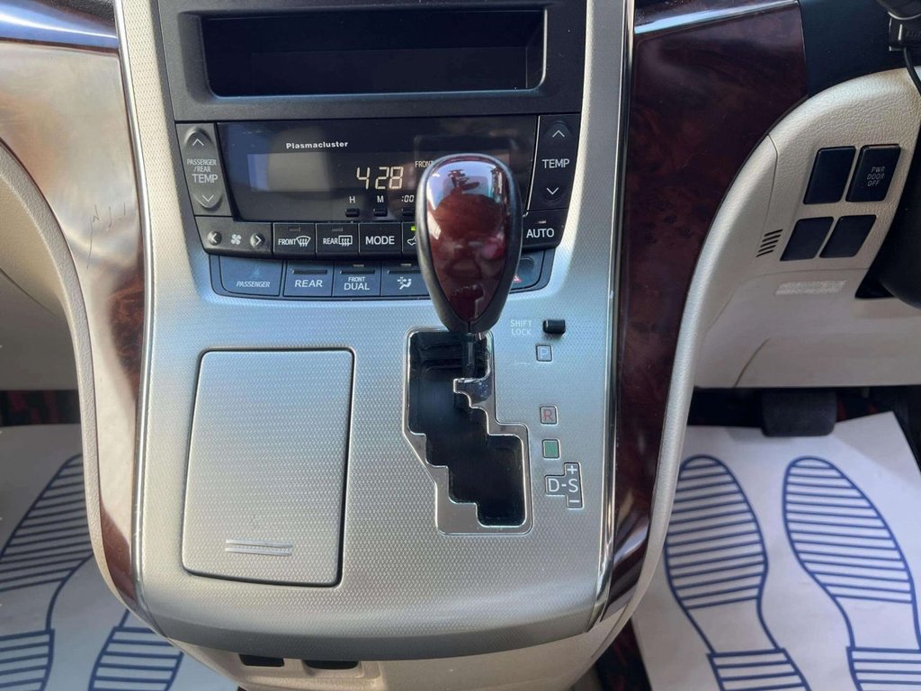 Used Toyota Alphard 2022 for sale - 77967463: Photo 41