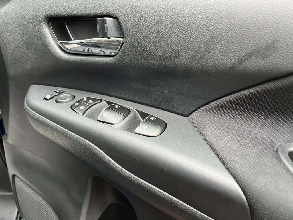 Used Nissan Serena 2019 for sale - 76591074: Photo 32