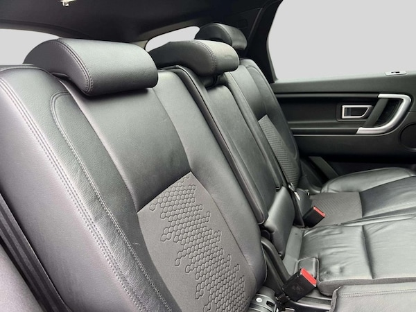 Used Land Rover Discovery Sport 2017 for sale - 76291880: Photo 25