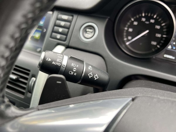 Used Land Rover Discovery Sport 2017 for sale - 76291880: Photo 39