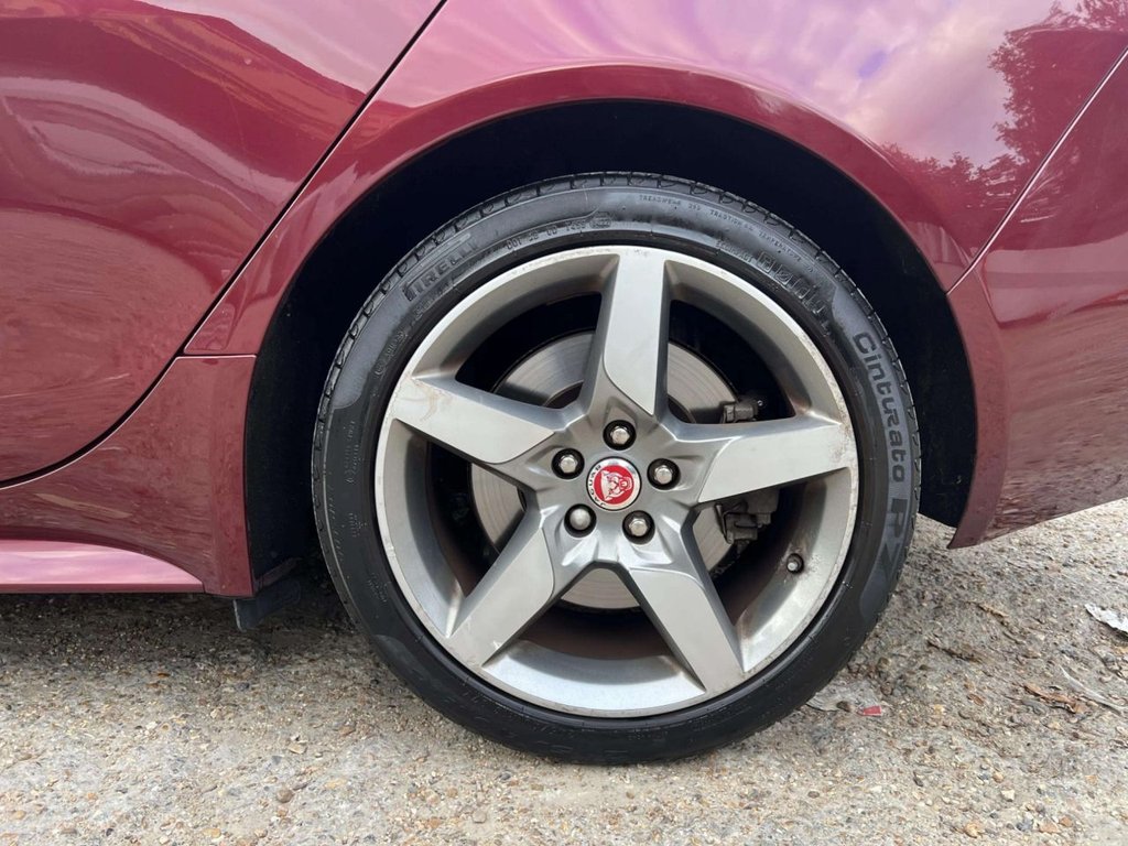 Used Jaguar XE 2016 for sale - 76223940: Photo 14