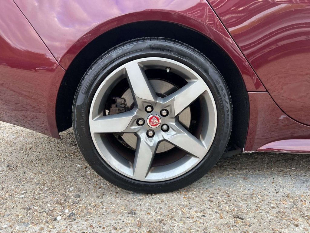 Used Jaguar XE 2016 for sale - 76223940: Photo 15