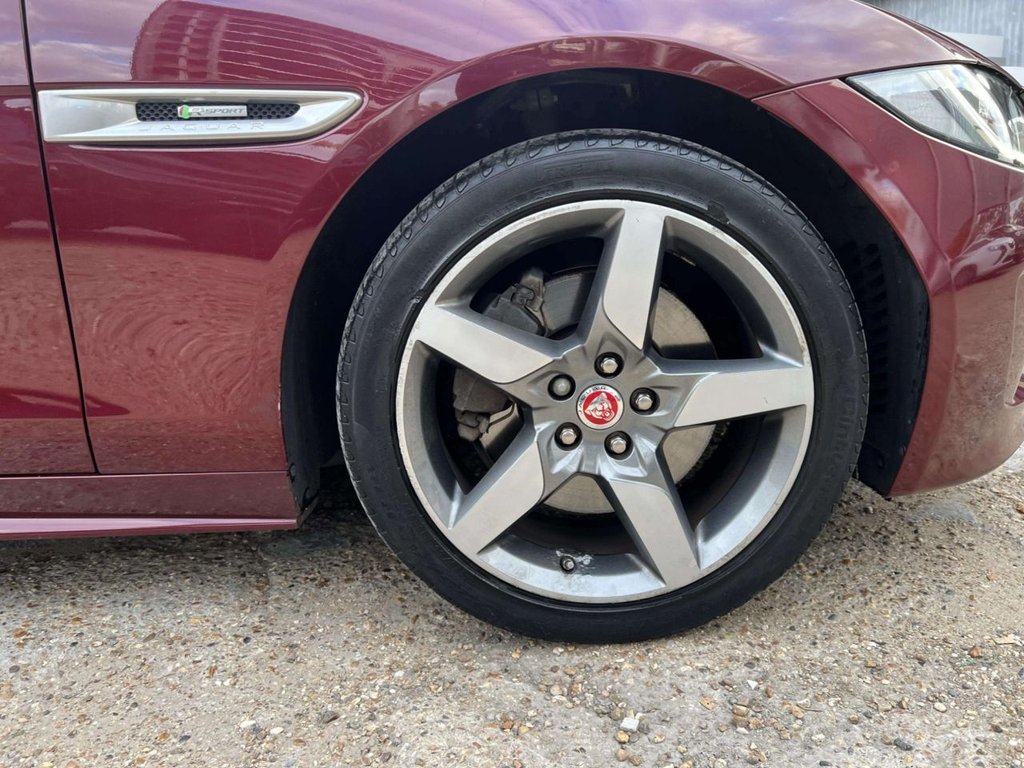 Used Jaguar XE 2016 for sale - 76223940: Photo 16