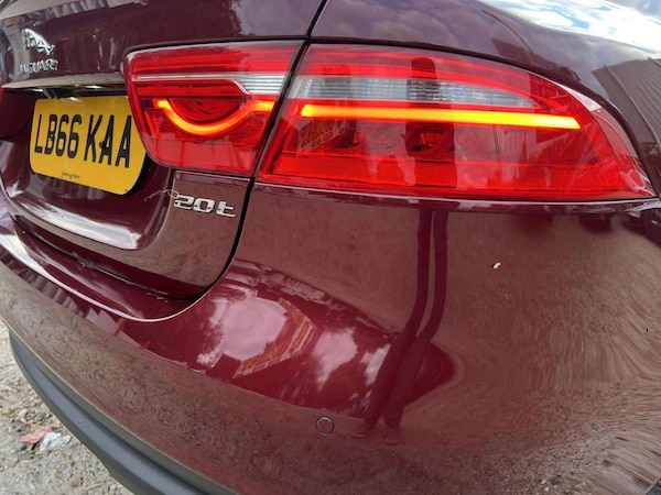 Used Jaguar XE 2016 for sale - 76223940: Photo 16