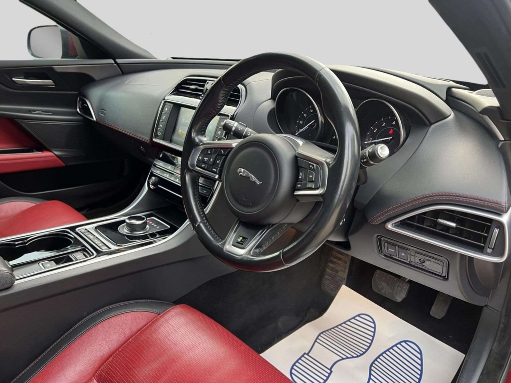 Used Jaguar XE 2016 for sale - 76223940: Photo 28