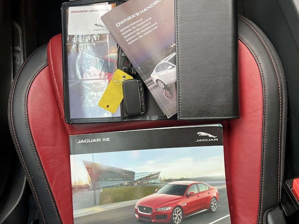 Used Jaguar XE 2016 for sale - 76223940: Photo 41