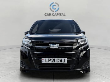 Used Toyota Noah 2021 for sale - 75548878: Photo