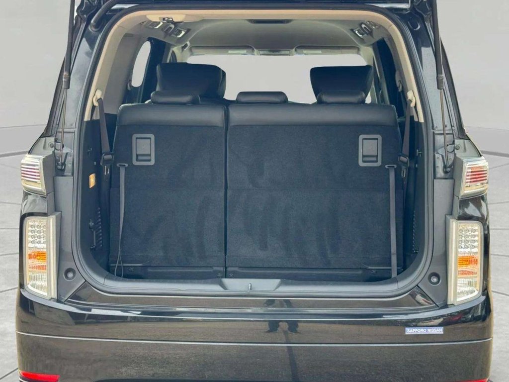 Used Nissan Elgrand 2016 for sale - 76586673: Photo 11