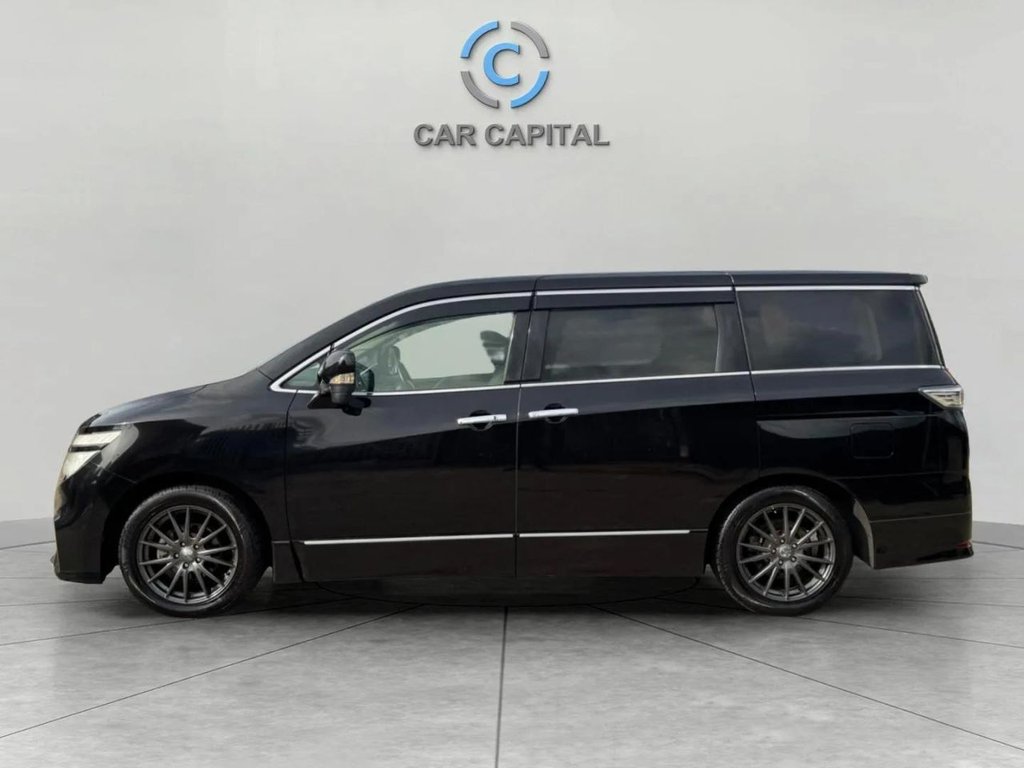 Used Nissan Elgrand 2016 for sale - 76586673: Photo 13