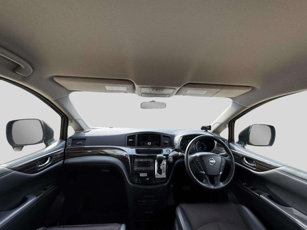 Used Nissan Elgrand 2016 for sale - 76586673: Photo 39