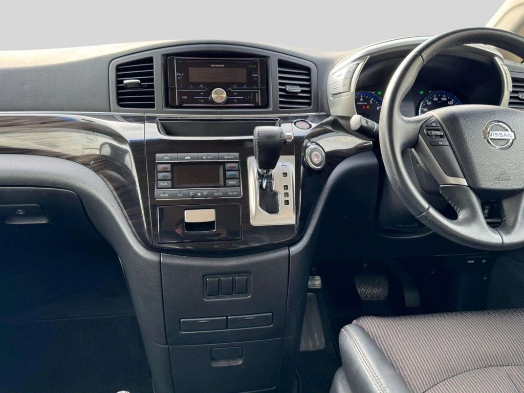 Used Nissan Elgrand 2016 for sale - 76586673: Photo 41