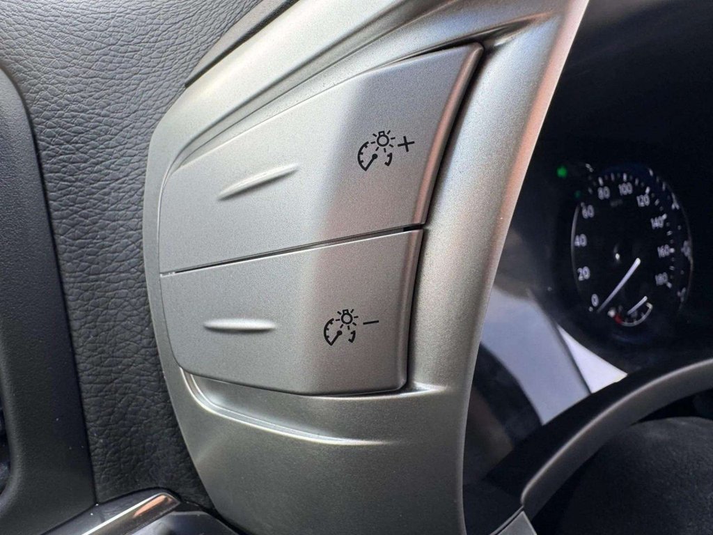 Used Nissan Elgrand 2016 for sale - 76586673: Photo 42