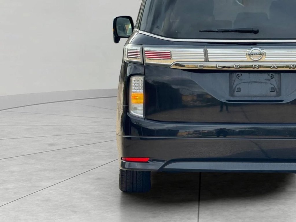 Used Nissan Elgrand 2016 for sale - 76586673: Photo 8