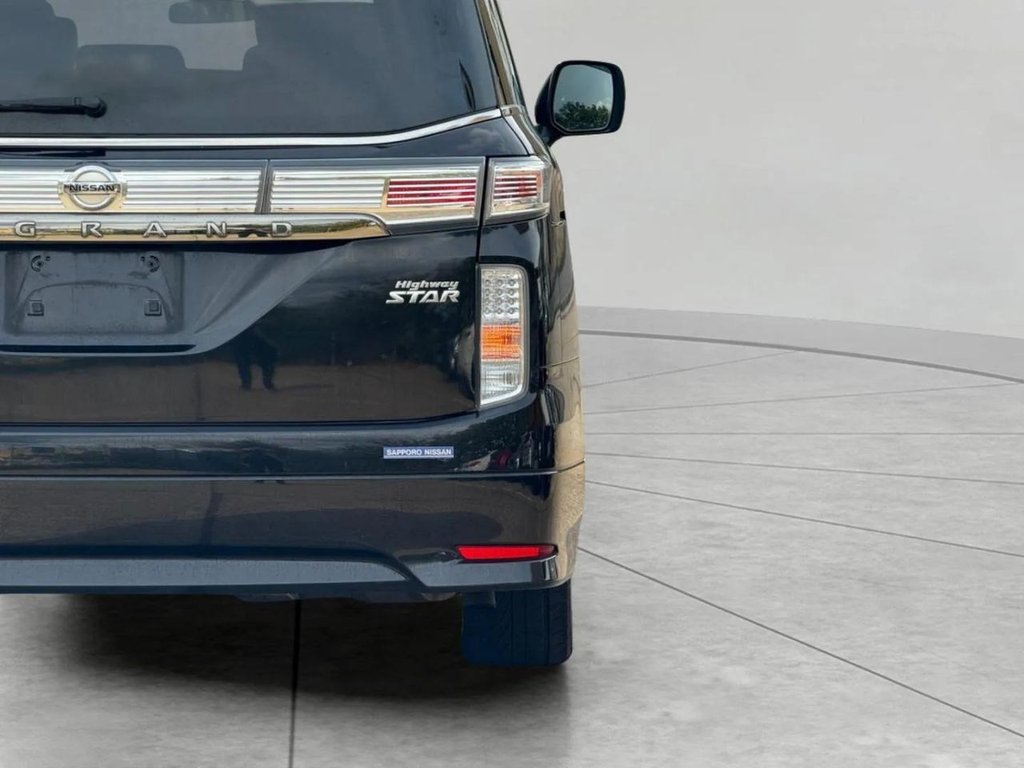 Used Nissan Elgrand 2016 for sale - 76586673: Photo 9