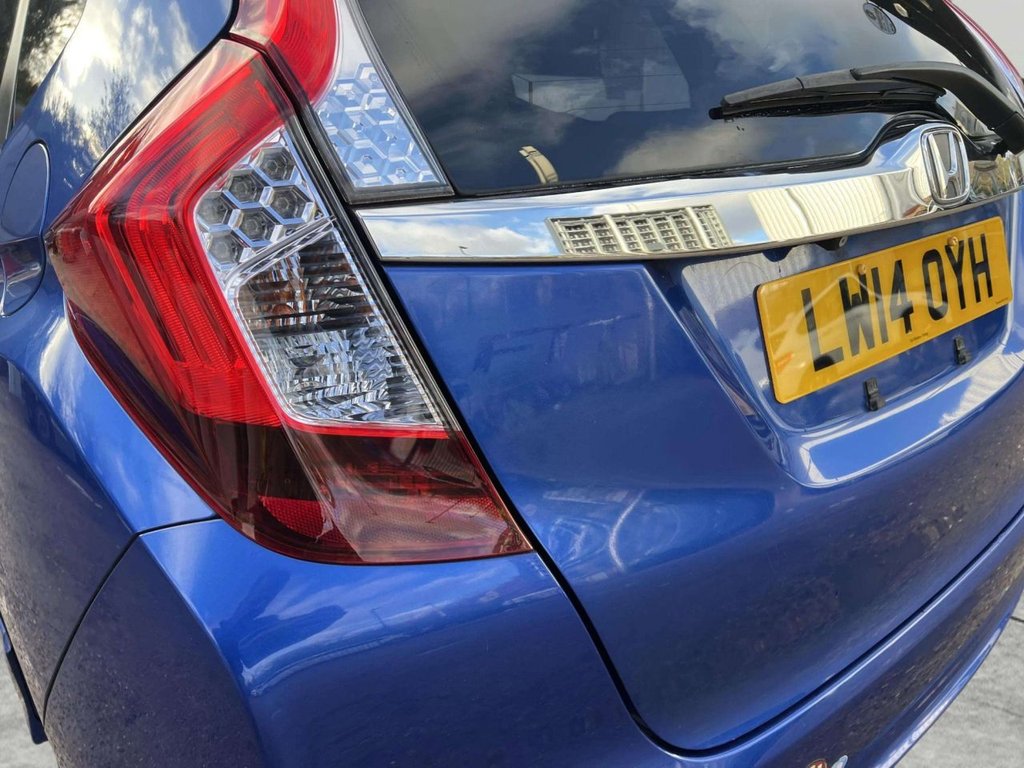 Used Honda Jazz 2014 for sale - 76900886: Photo 18