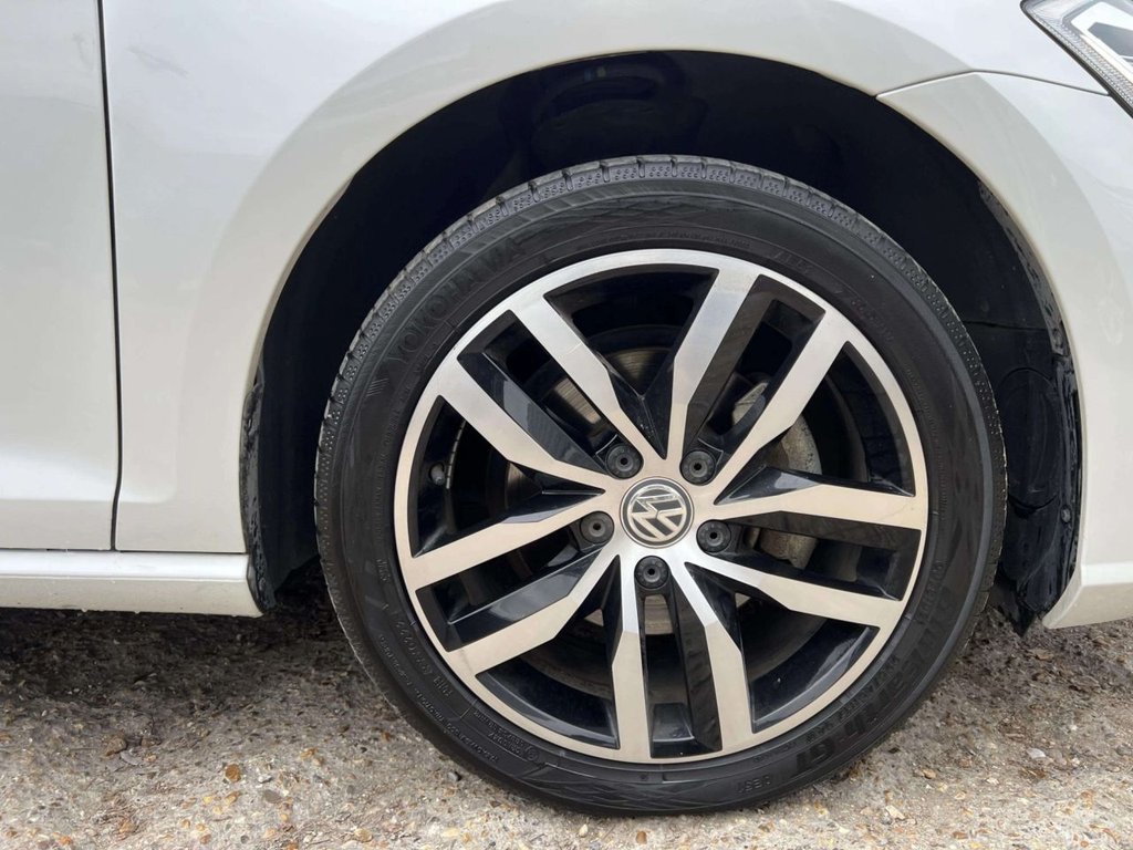 Used Volkswagen Golf 2019 for sale - 76304338: Photo 19