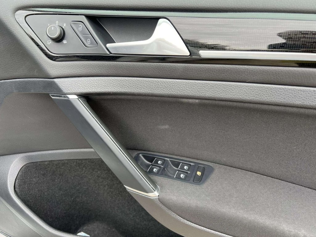 Used Volkswagen Golf 2019 for sale - 76304338: Photo 29