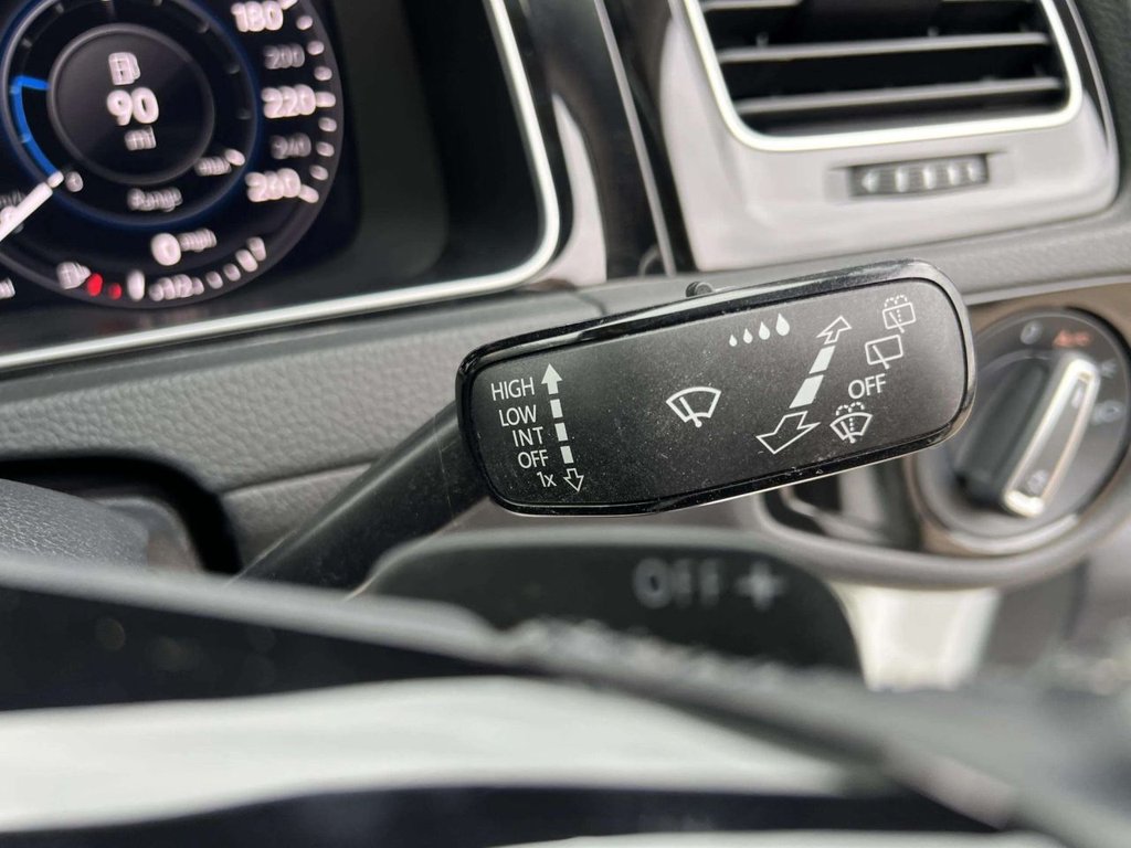 Used Volkswagen Golf 2019 for sale - 76304338: Photo 39