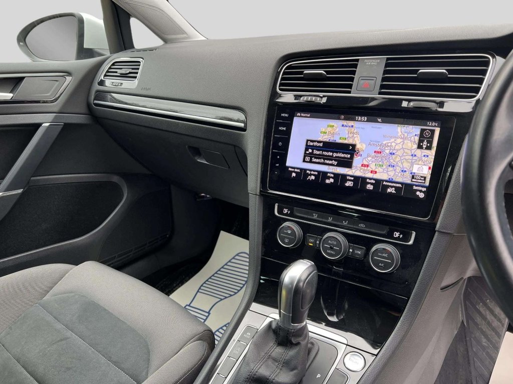 Used Volkswagen Golf 2019 for sale - 76304338: Photo 41