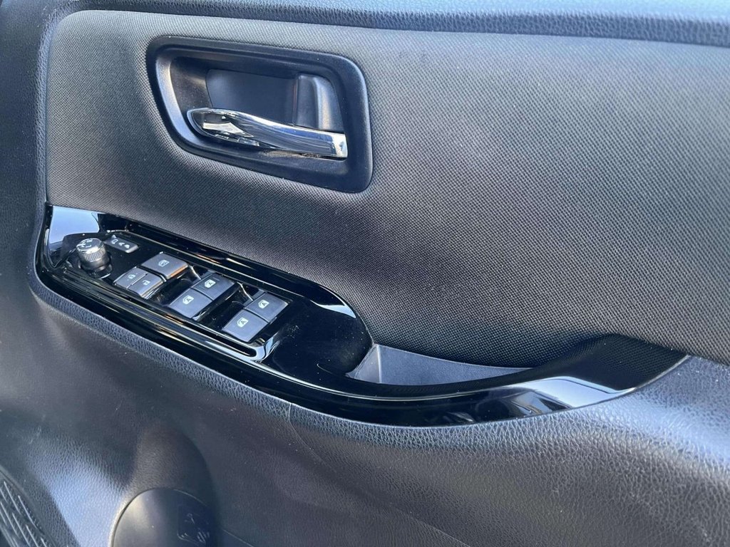 Used Toyota Noah 2020 for sale - 76760689: Photo 27