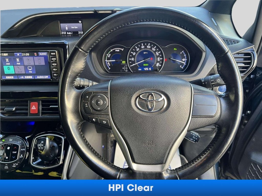 Used Toyota Noah 2020 for sale - 76760689: Photo 32