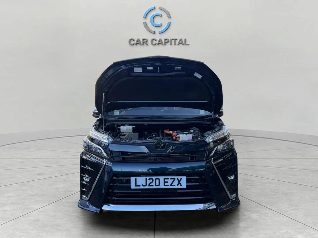 Used Toyota Noah 2020 for sale - 76760689: Photo 44