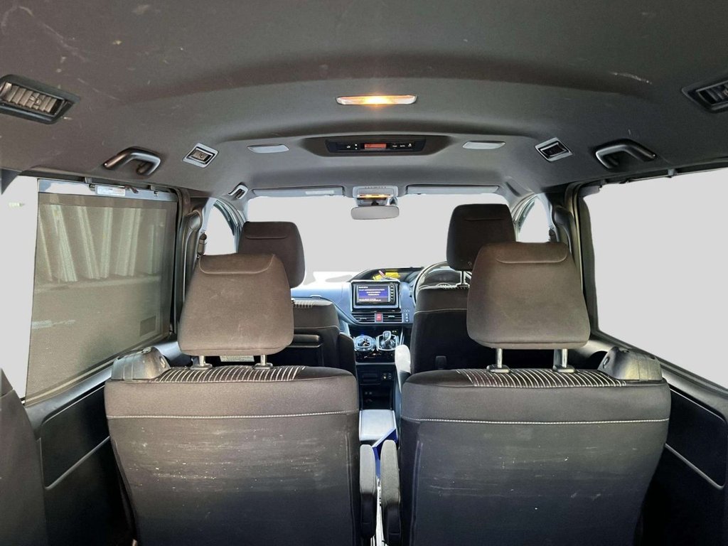 Used Toyota Noah 2020 for sale - 76760689: Photo 8